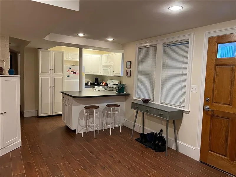 20 Highland Ave, Mid-Cambridge