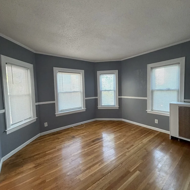 58 Prospect St, Fall River