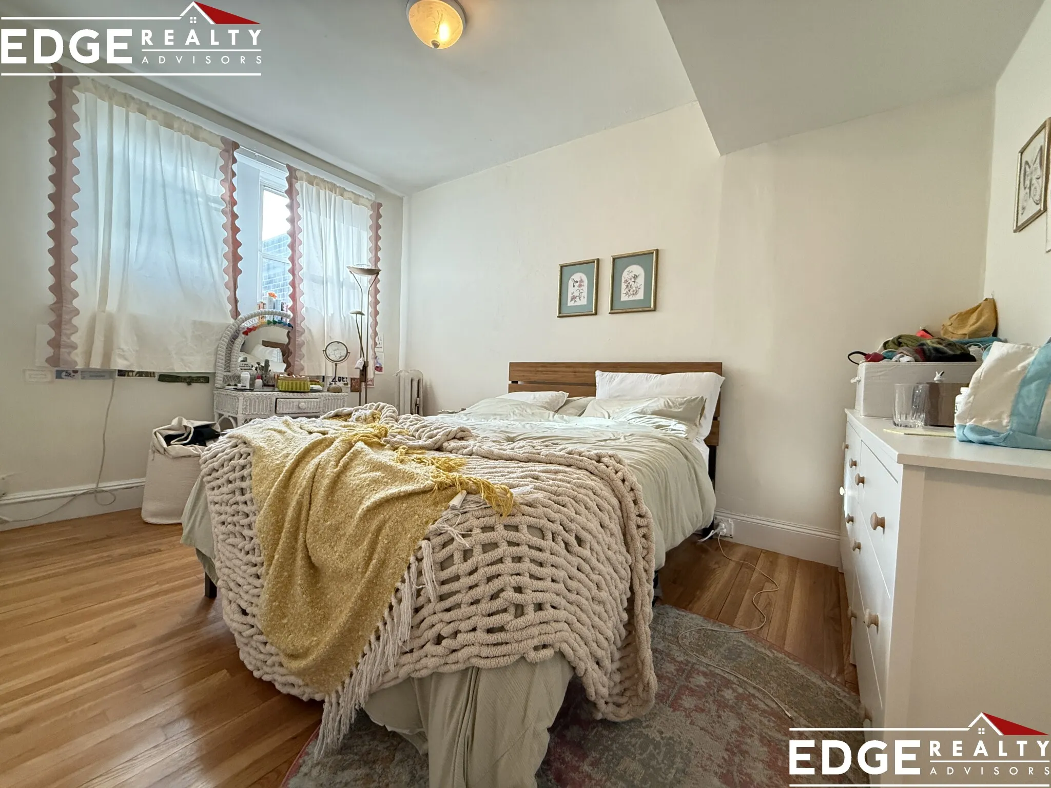 19 Thatcher St, Brookline