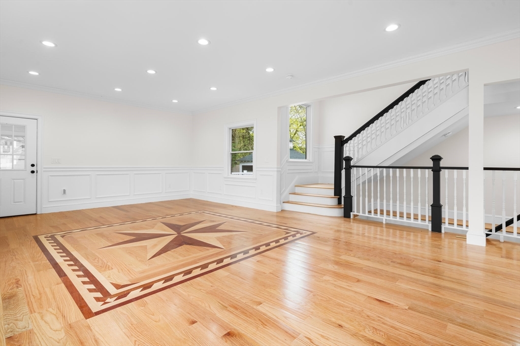653 Chestnut St, Newton