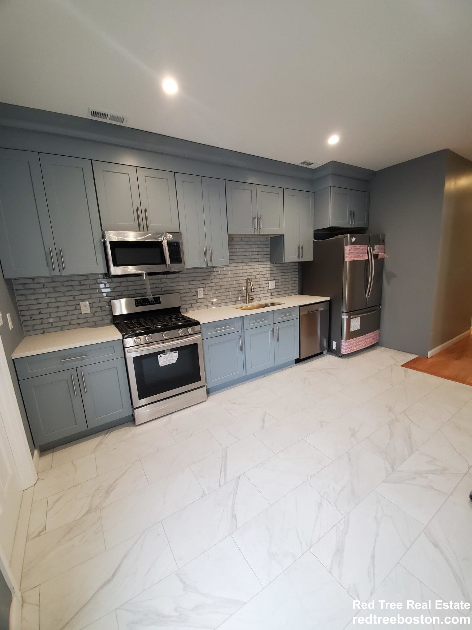 296 Brookline St, Cambridgeport