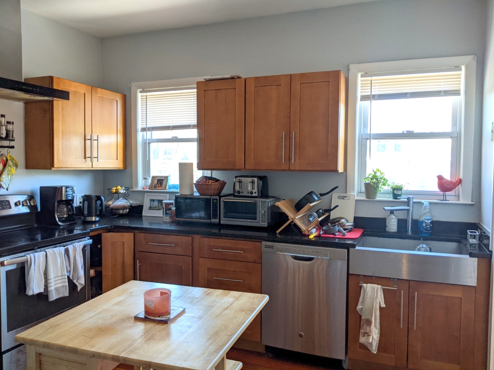 41 Belknap St, West Somerville