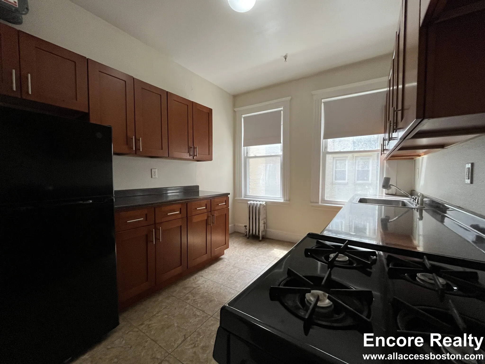 1628 Commonwealth Ave, Brighton