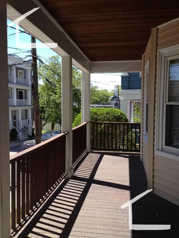 73 Leicester St, Oak Square