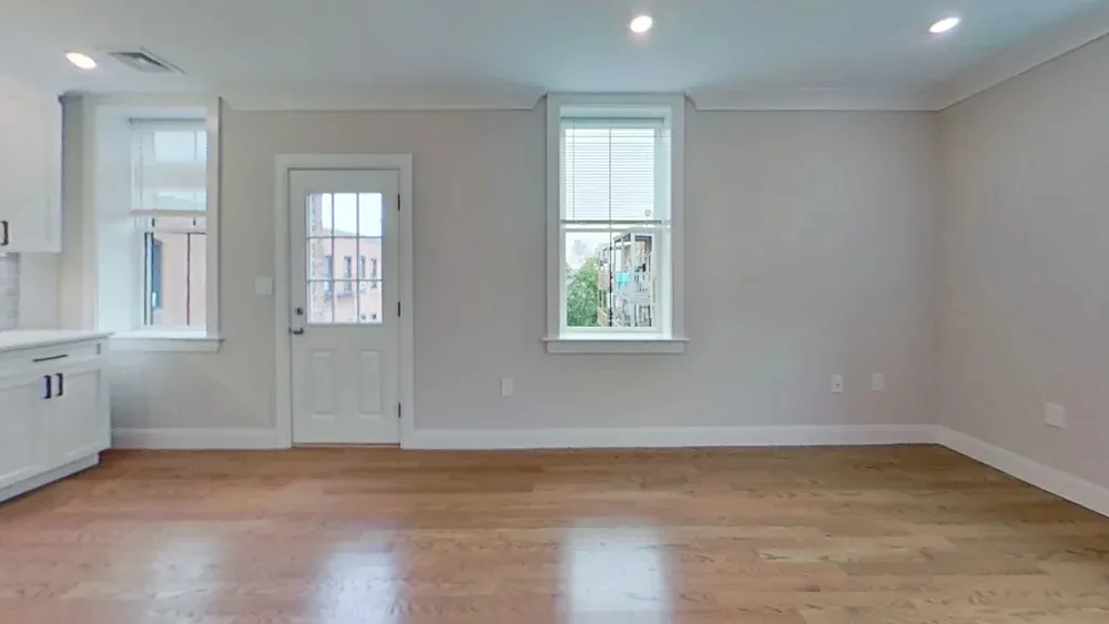 191 Porter Pl, East Boston