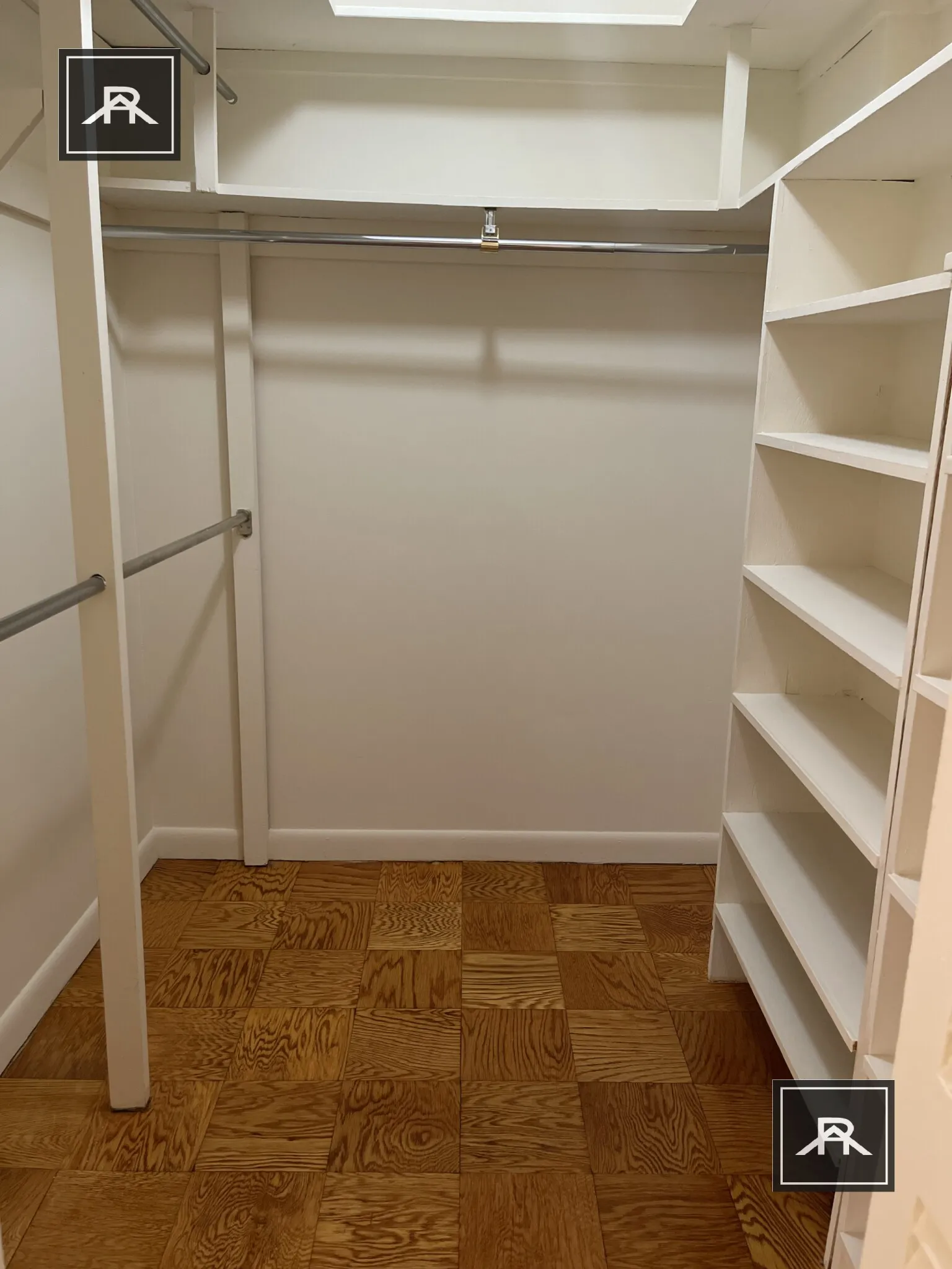 101 Monmouth St, Longwood