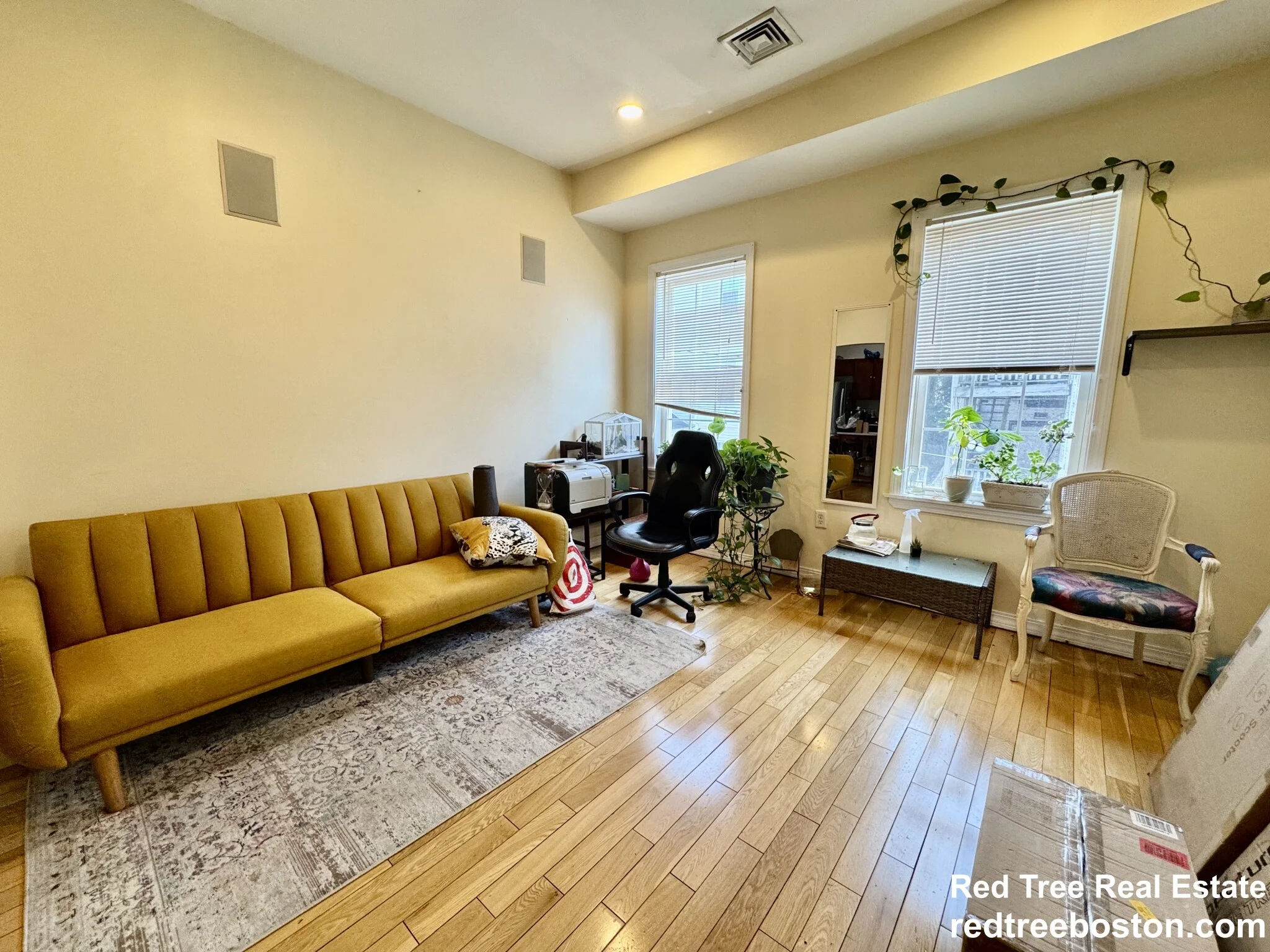 22 Elmore St, Roxbury