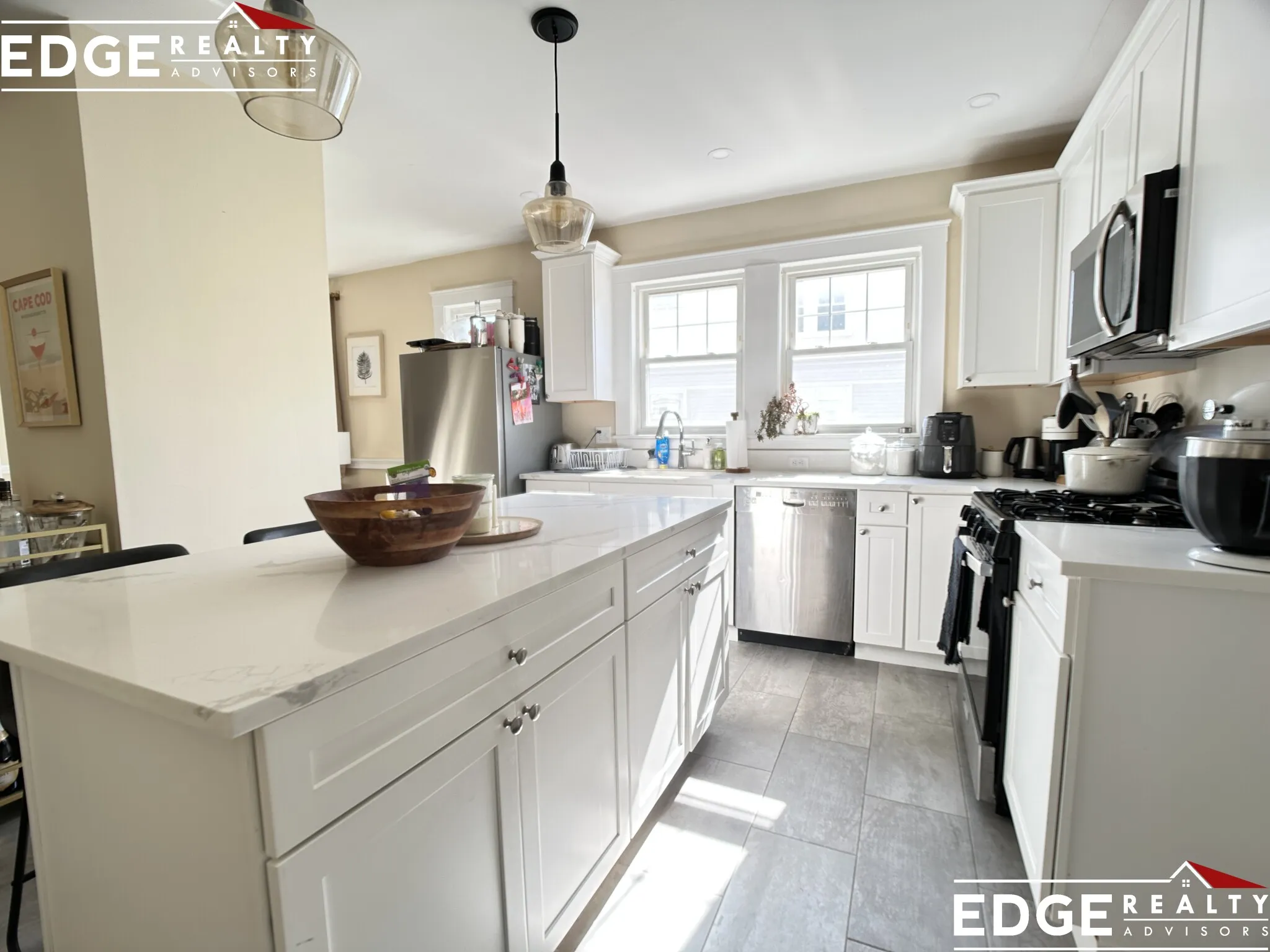 58 Hunnewell Ave, Oak Square