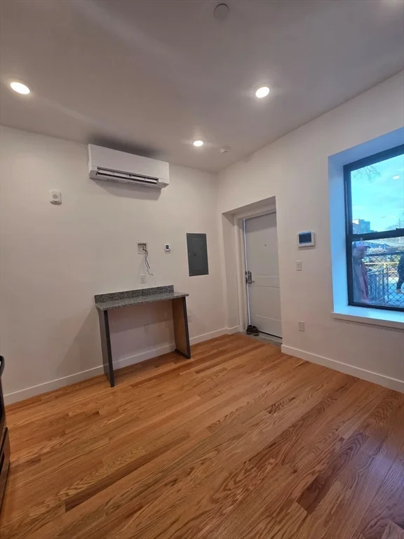 165 Hawthorne, Chelsea