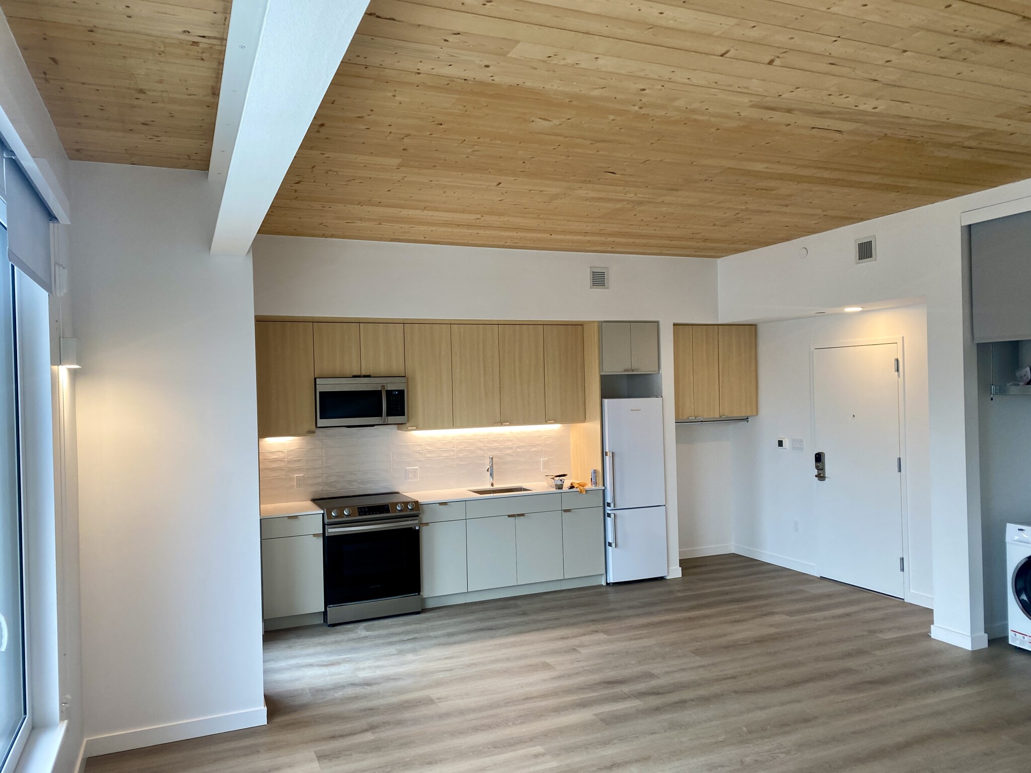 154 Broadway, East Somerville