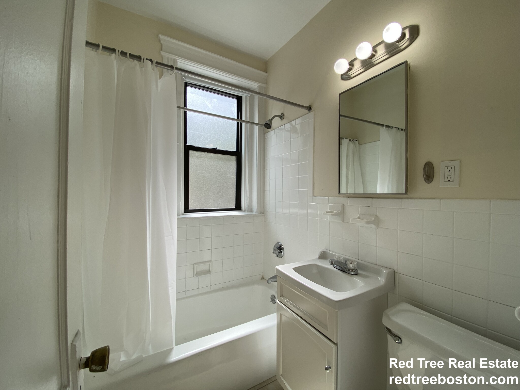 1160 Commonwealth Ave, Allston