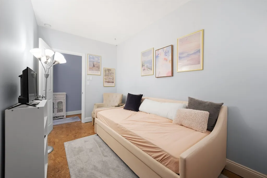 151 West Sixth St, South Boston