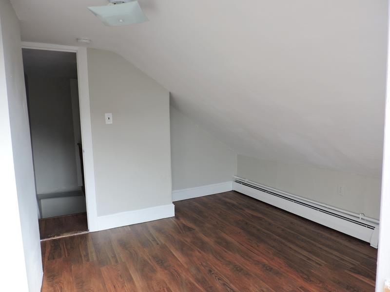 7 Elmer St, Riverside