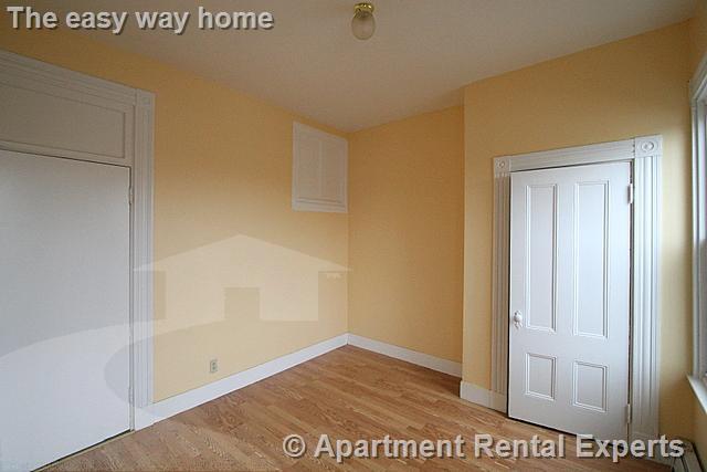 90 Norfolk St, Central Square