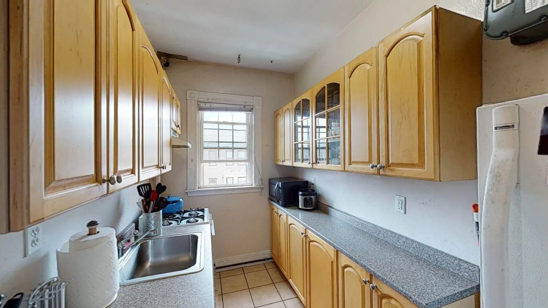 15 Glenville Ave, Allston