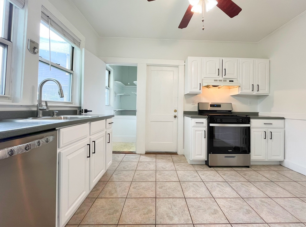 44 Bellevue St, West Roxbury