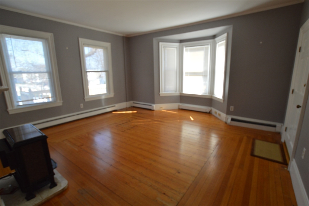 57 Lindall St, Danvers