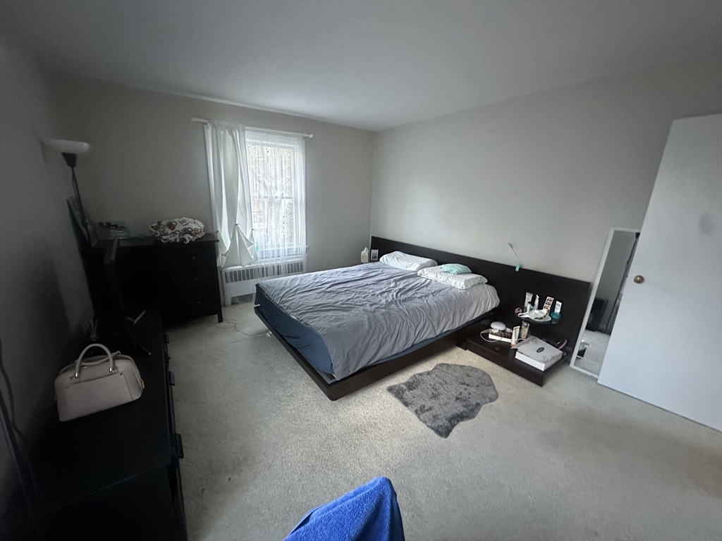71 Blake, Newton