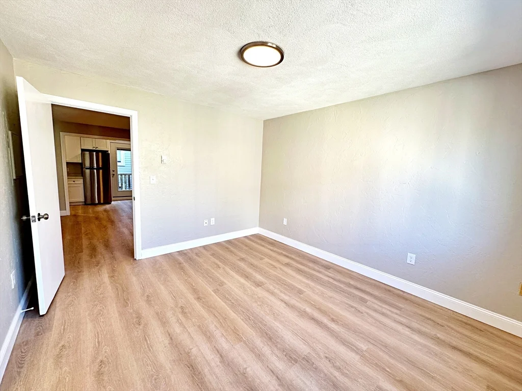 89 Cottage St, East Boston