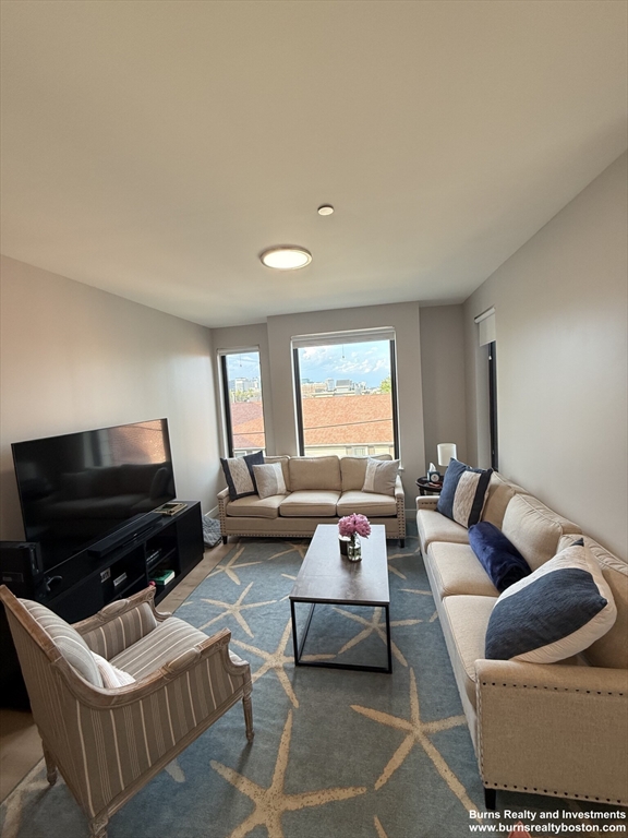 400 W Broadway, South Boston