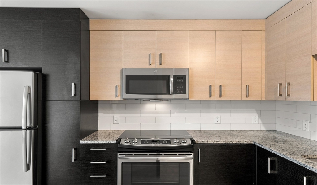 99 Kneeland St, Chinatown