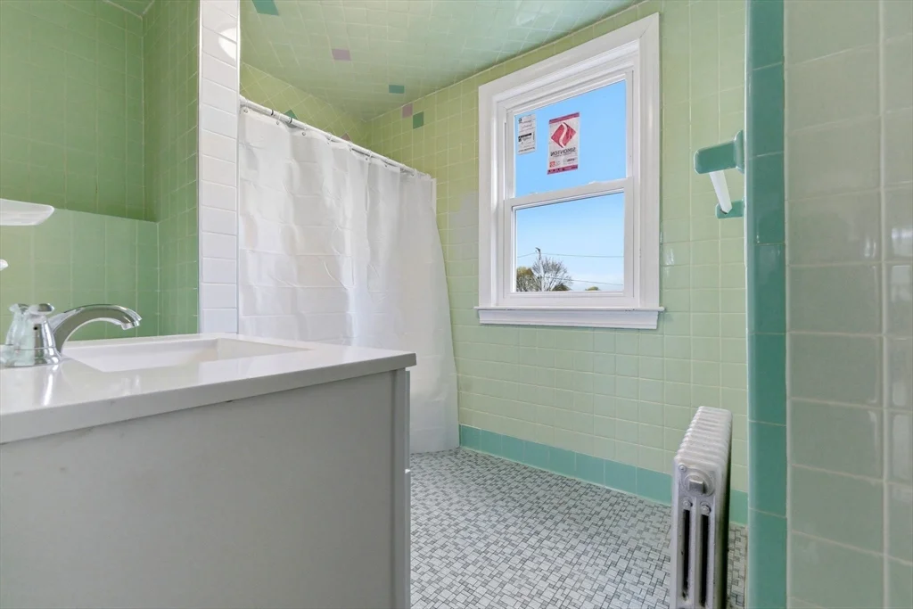 84 Margin St, Peabody
