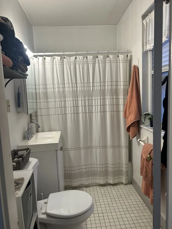 2039 Commonwealth Ave, Brighton