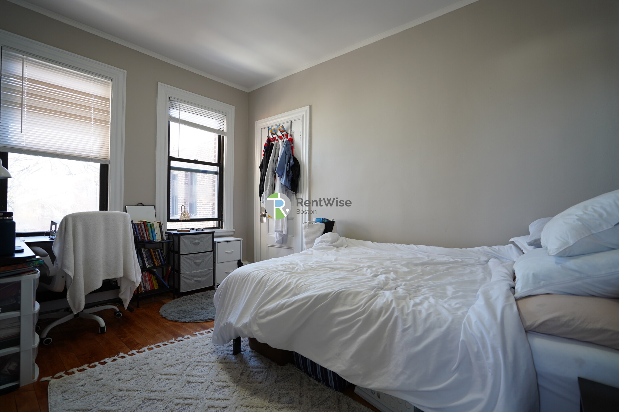 72 Gardner St, Allston