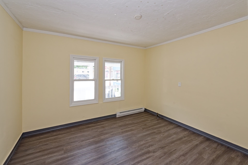 1143 Grafton St, Worcester