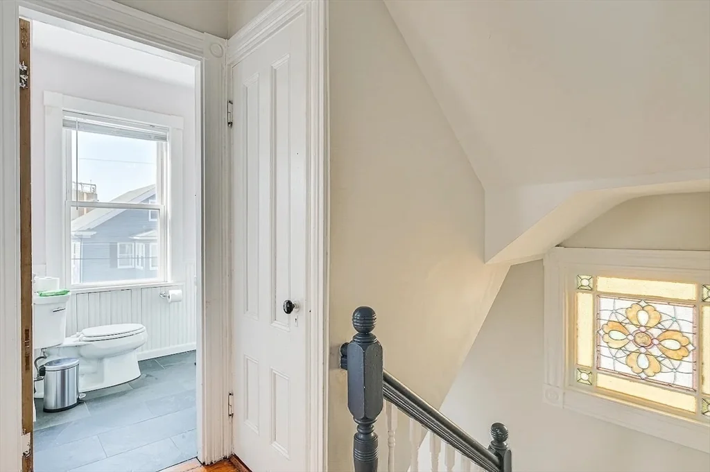 44 Cottage St, Watertown