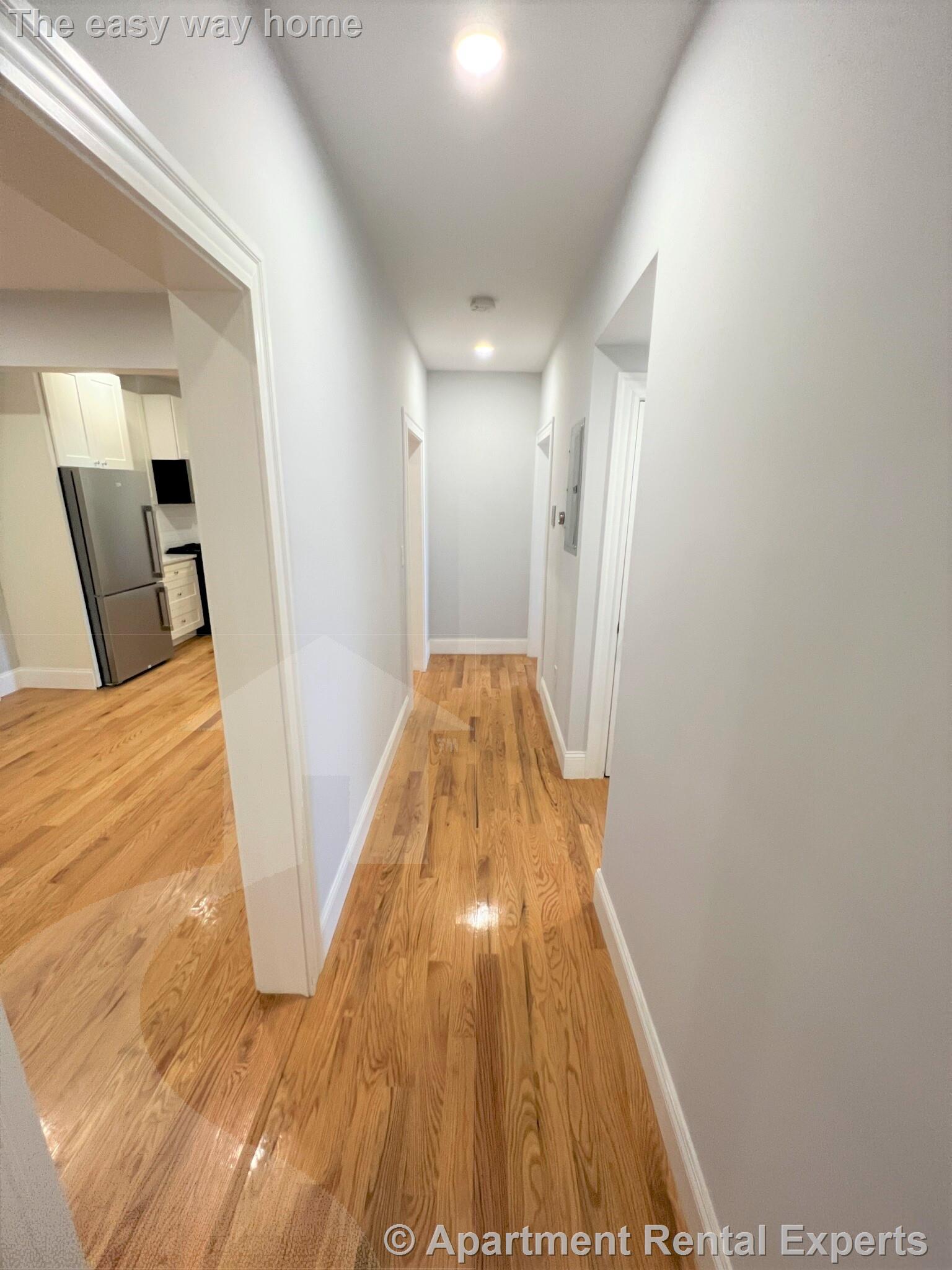 374 Oxford St, Porter Square