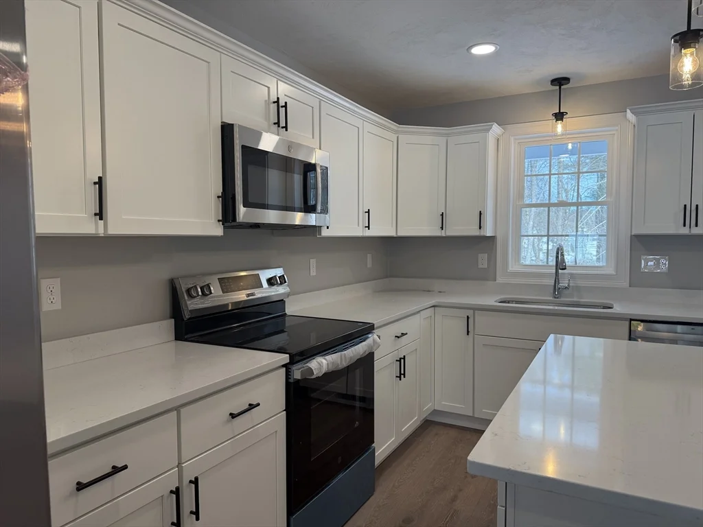 23 Kashmir's Way, Middleboro