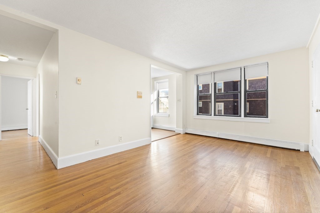 11 Victory Rd, Dorchester