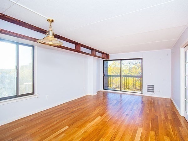 280 Harvard St, Central Square