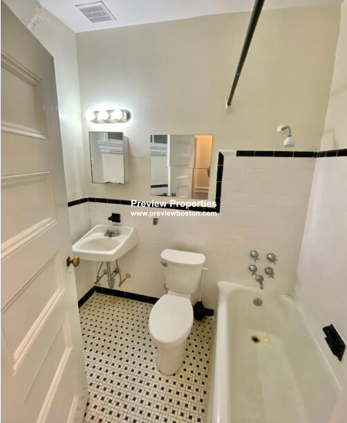 2W Ware St, Mid Cambridge