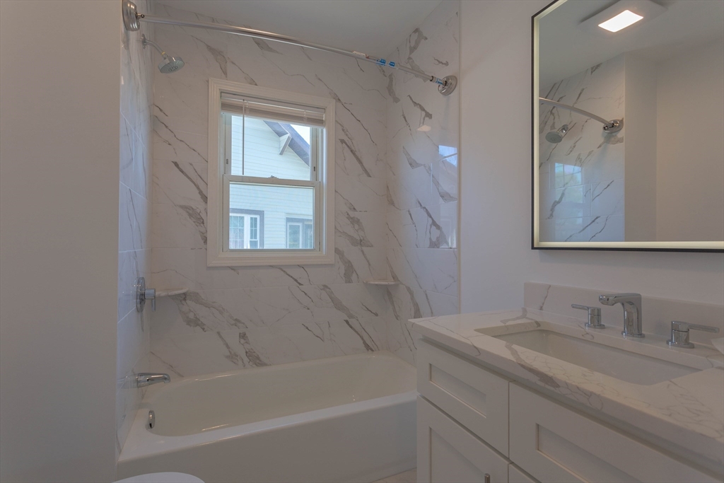 50 Evans St, Weymouth