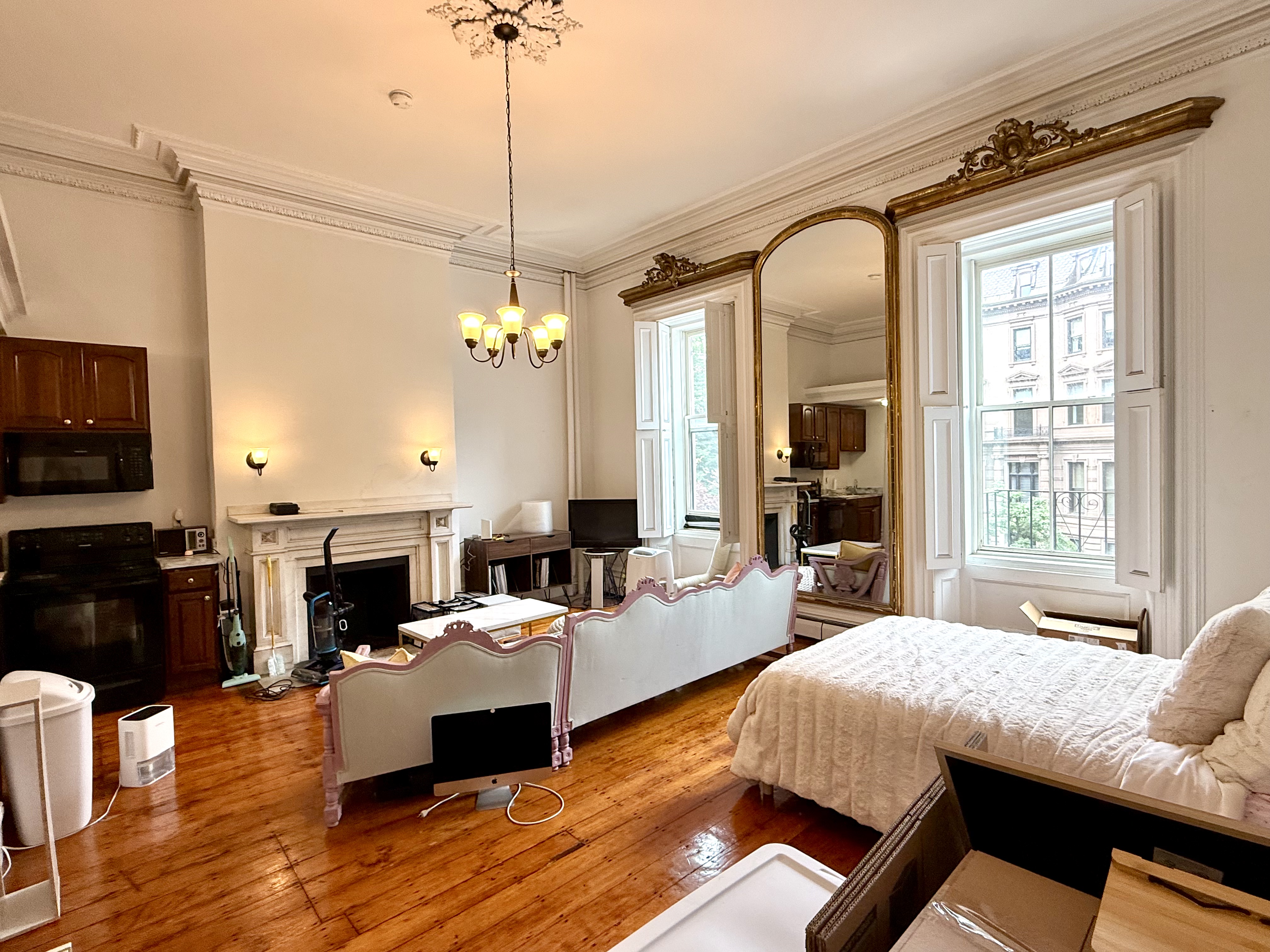 141 Beacon St, Back Bay