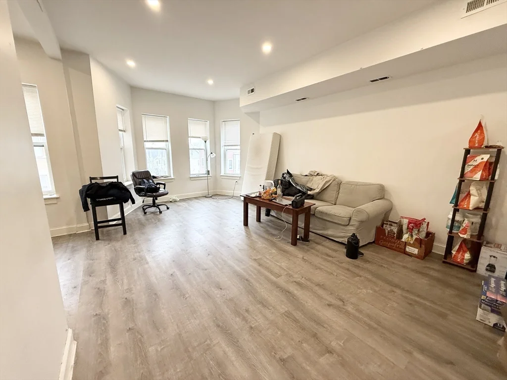 301-305 Dudley St, Roxbury