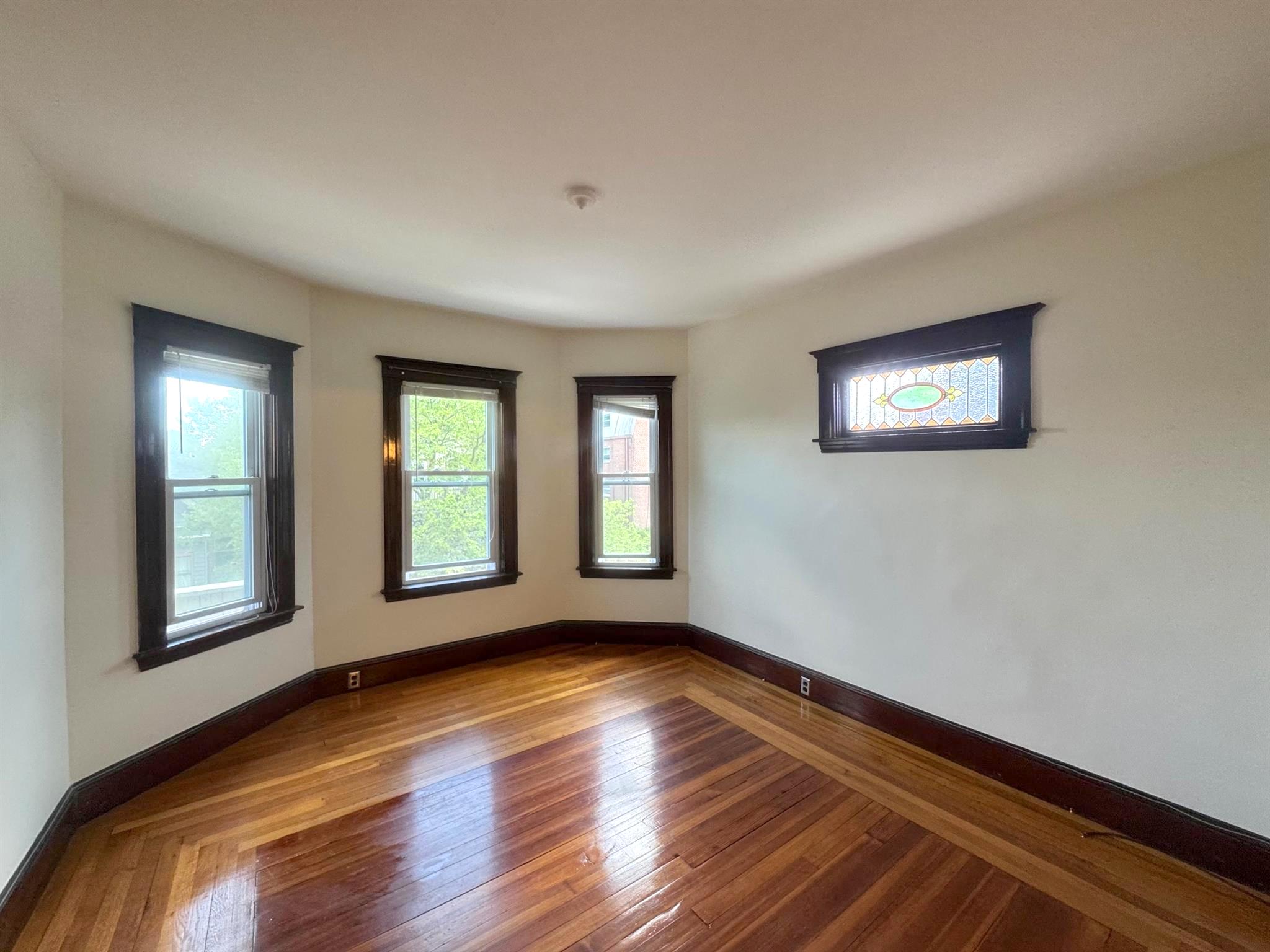 298A Highland Ave, Powder House Square