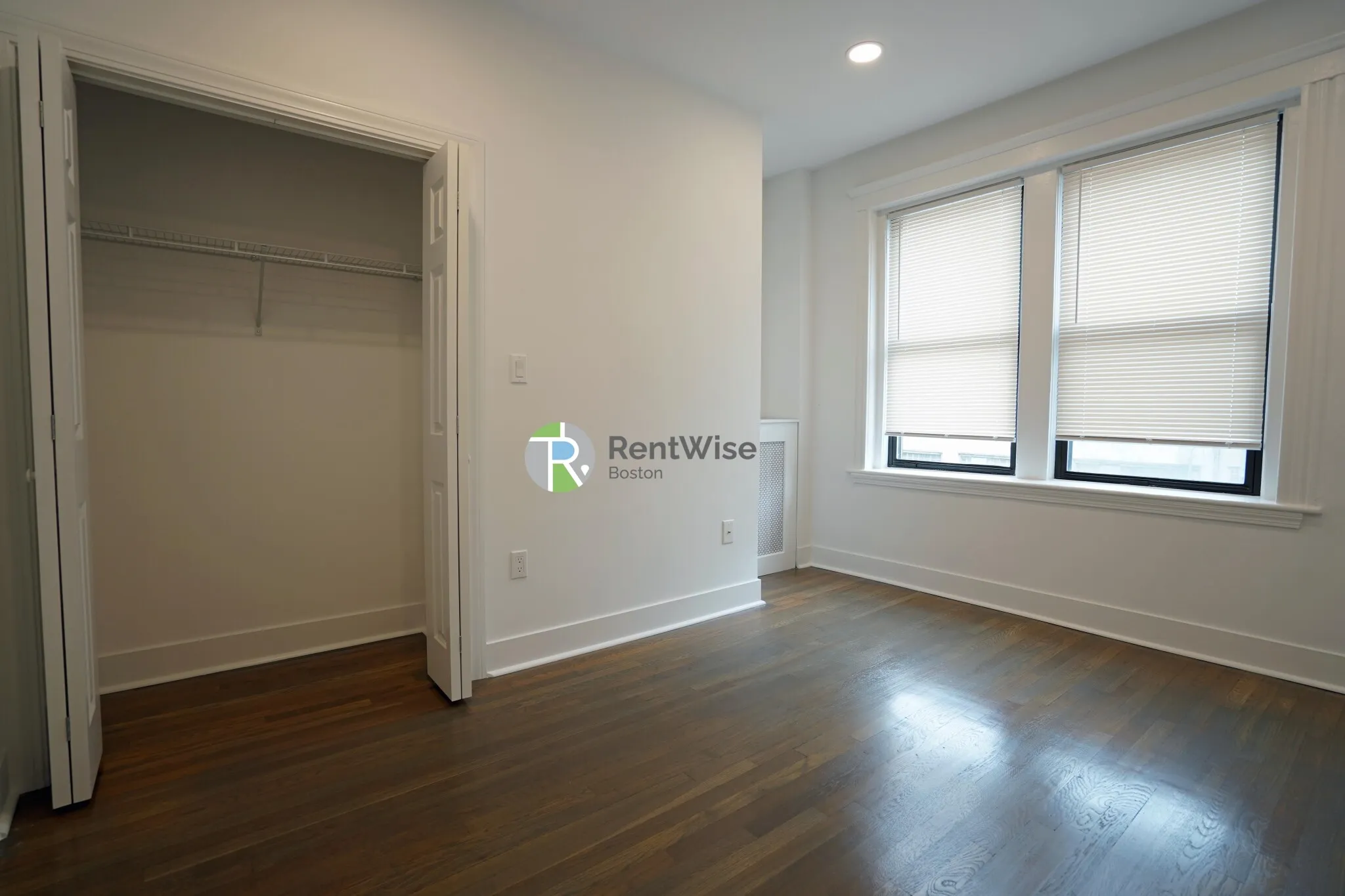 11 Peterborough St, Fenway