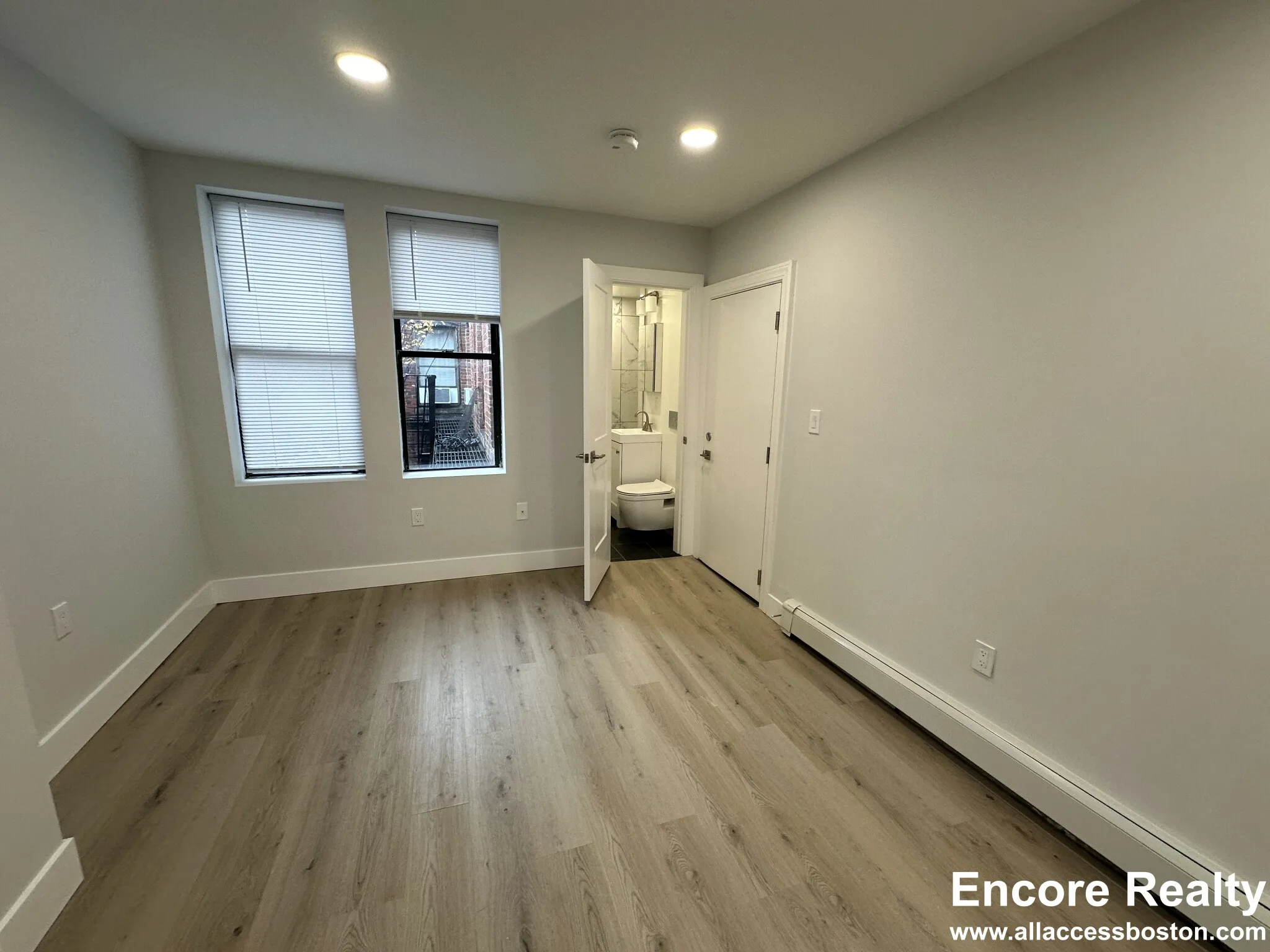 44A Joy St, Beacon Hill