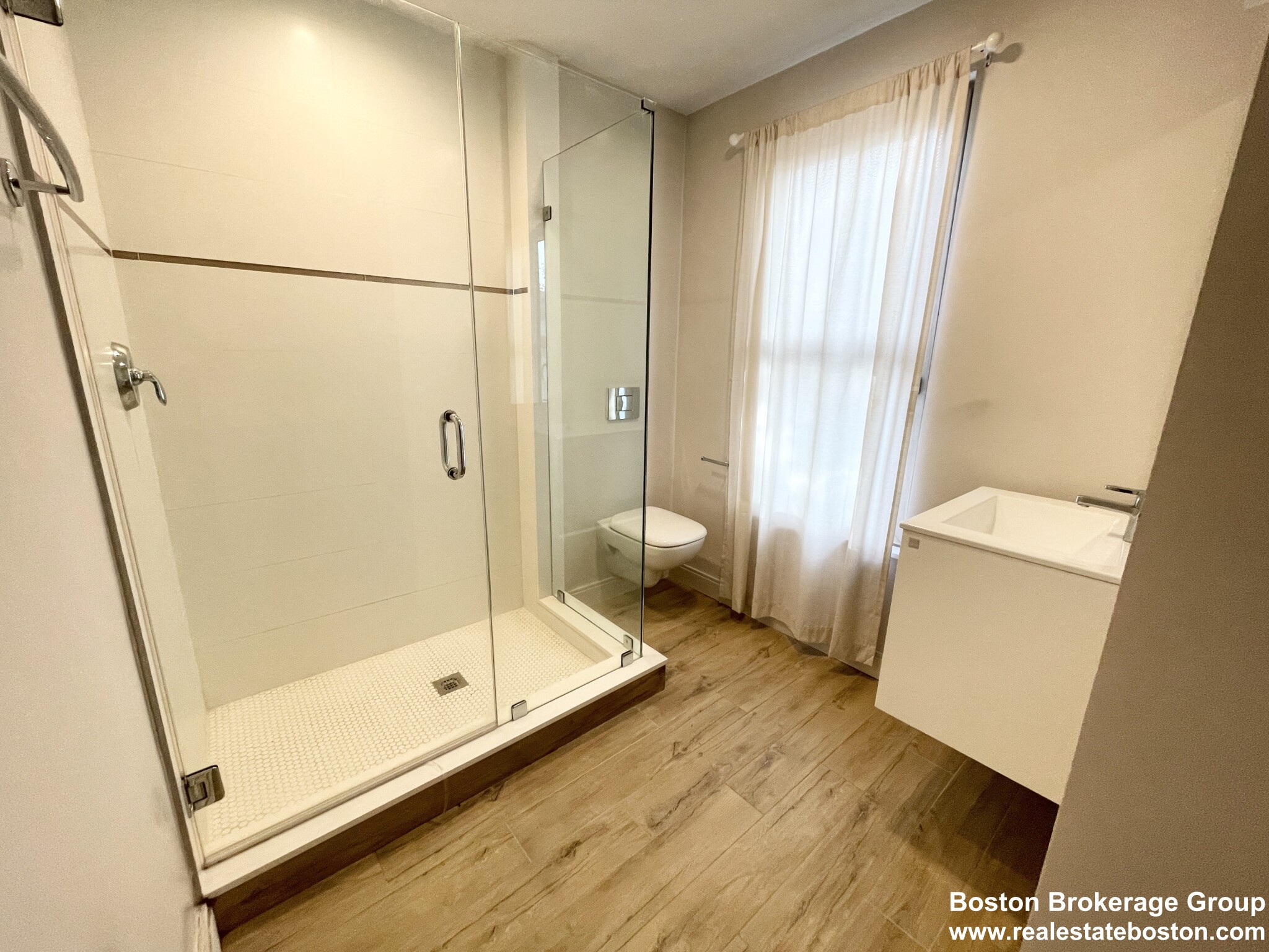 118 Buttonwood St, Dorchester