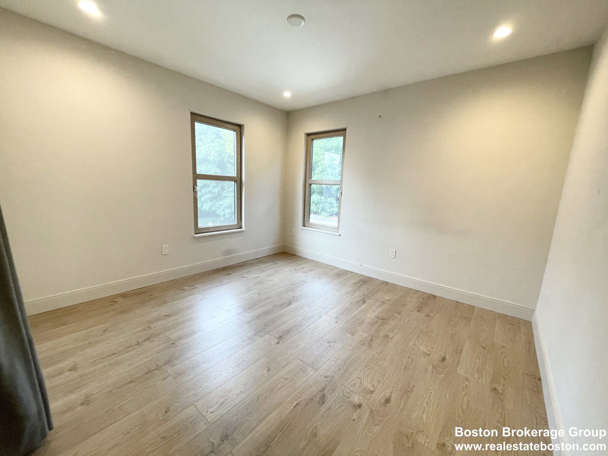 118 Buttonwood St, Dorchester