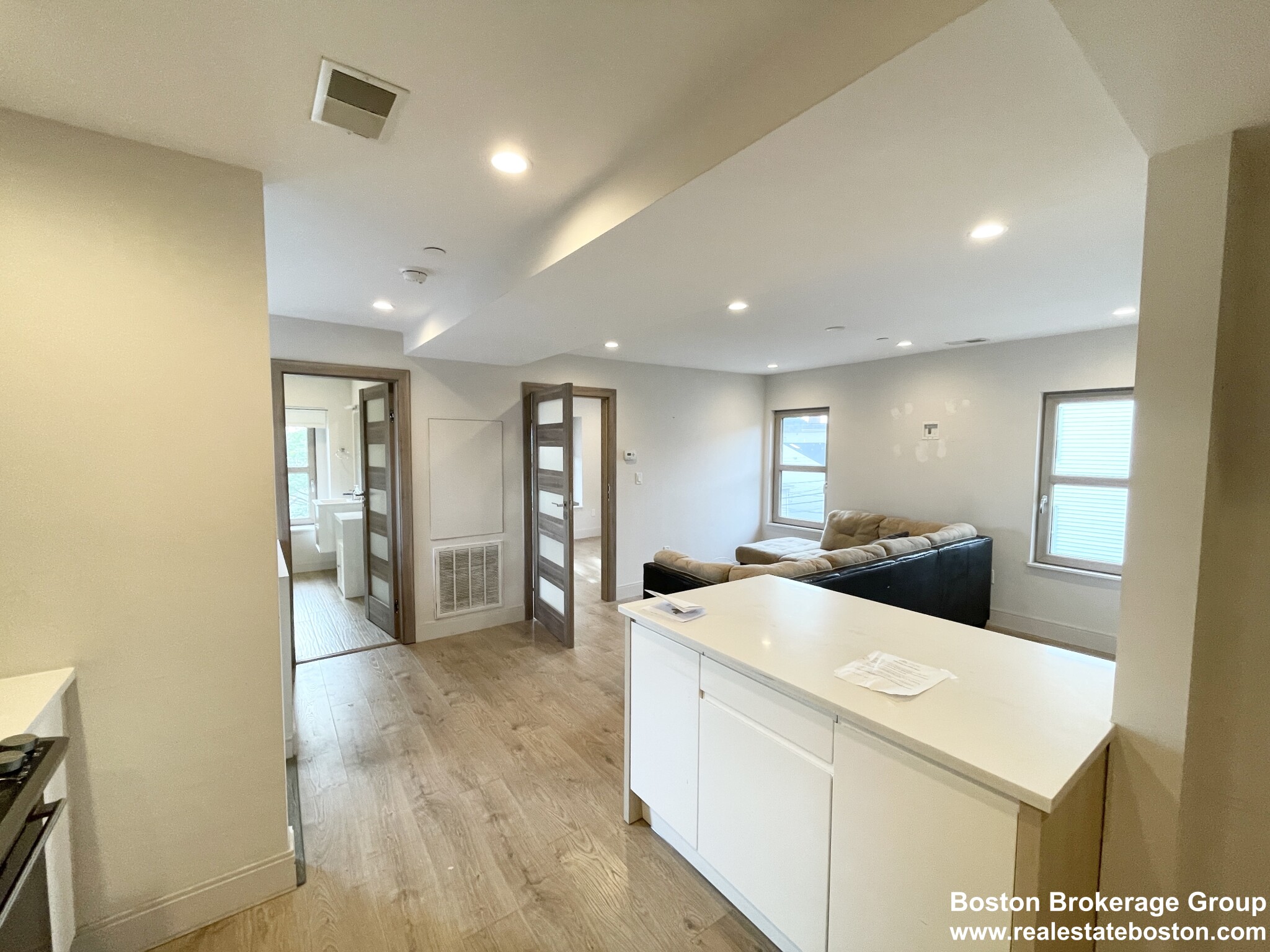 118 Buttonwood St, Dorchester