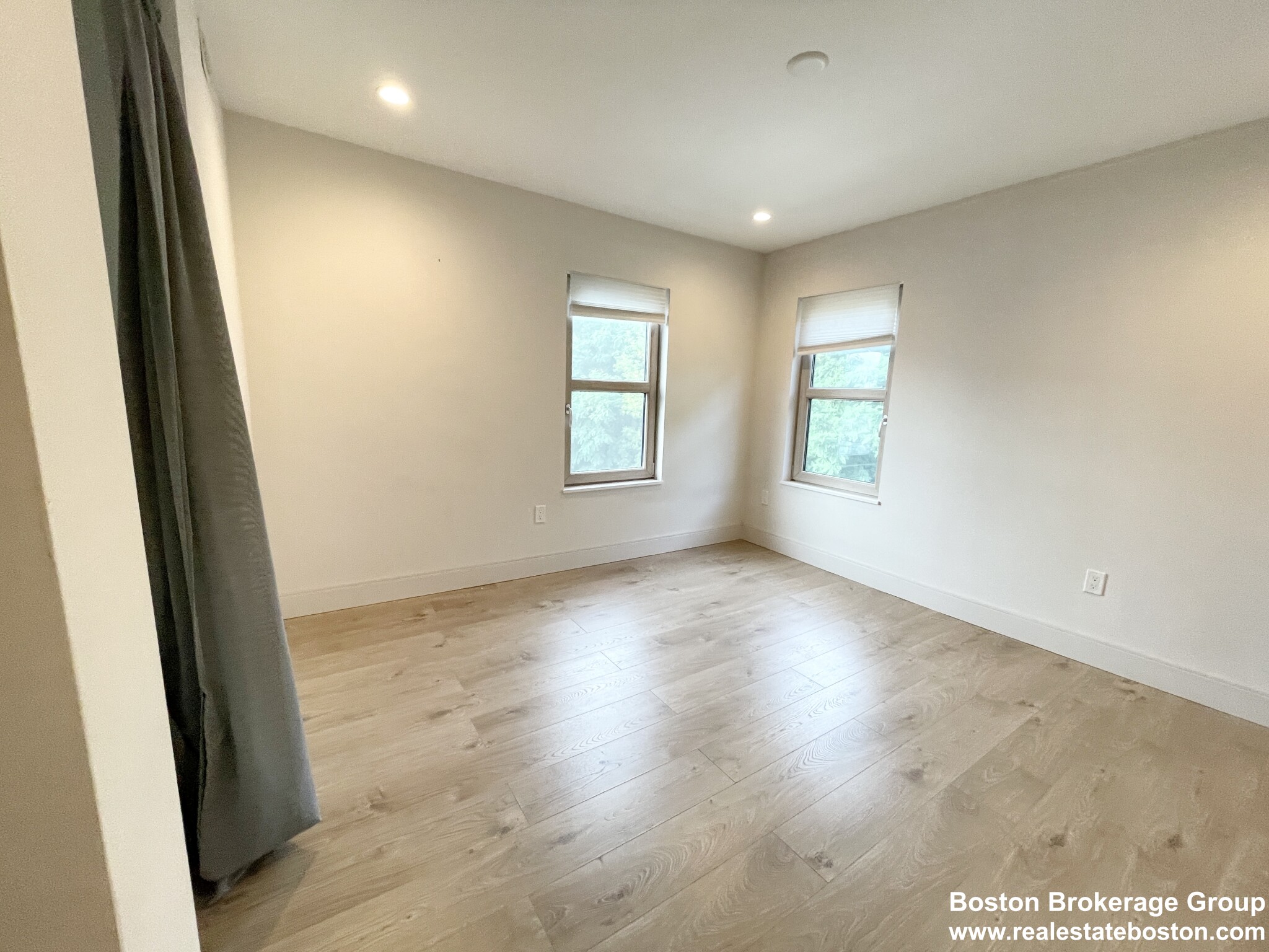 118 Buttonwood St, Dorchester