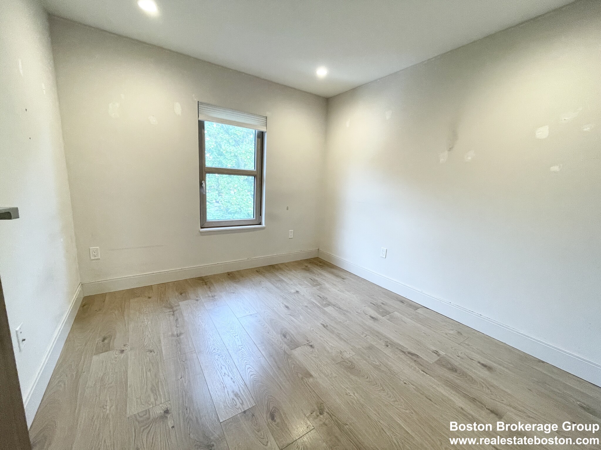 118 Buttonwood St, Dorchester