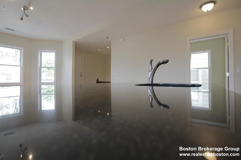 110 Chester St, Allston