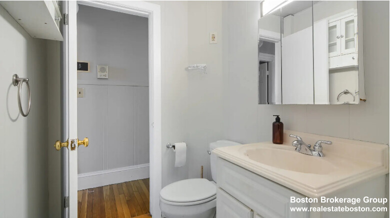 823 Dorchester Ave, Dorchester