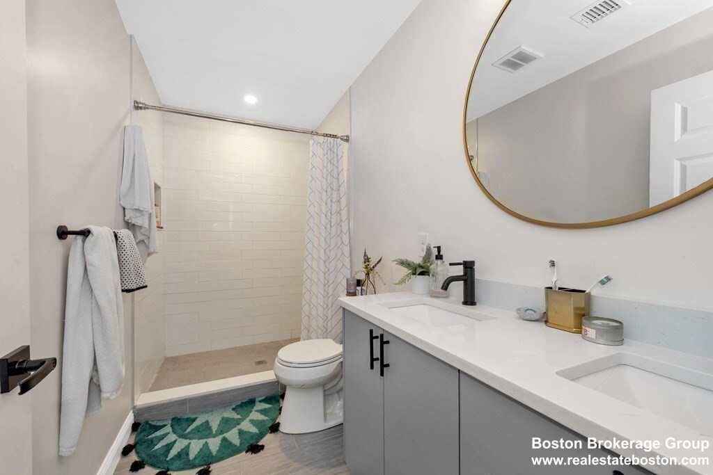 777 Columbia Rd, Dorchester