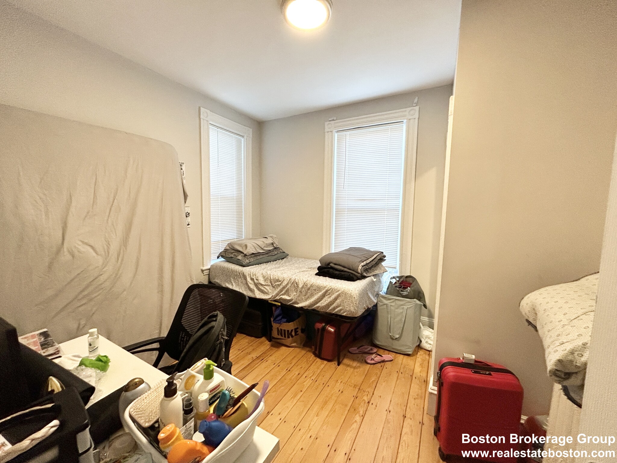 9 Mount Pleasant Ave, Roxbury